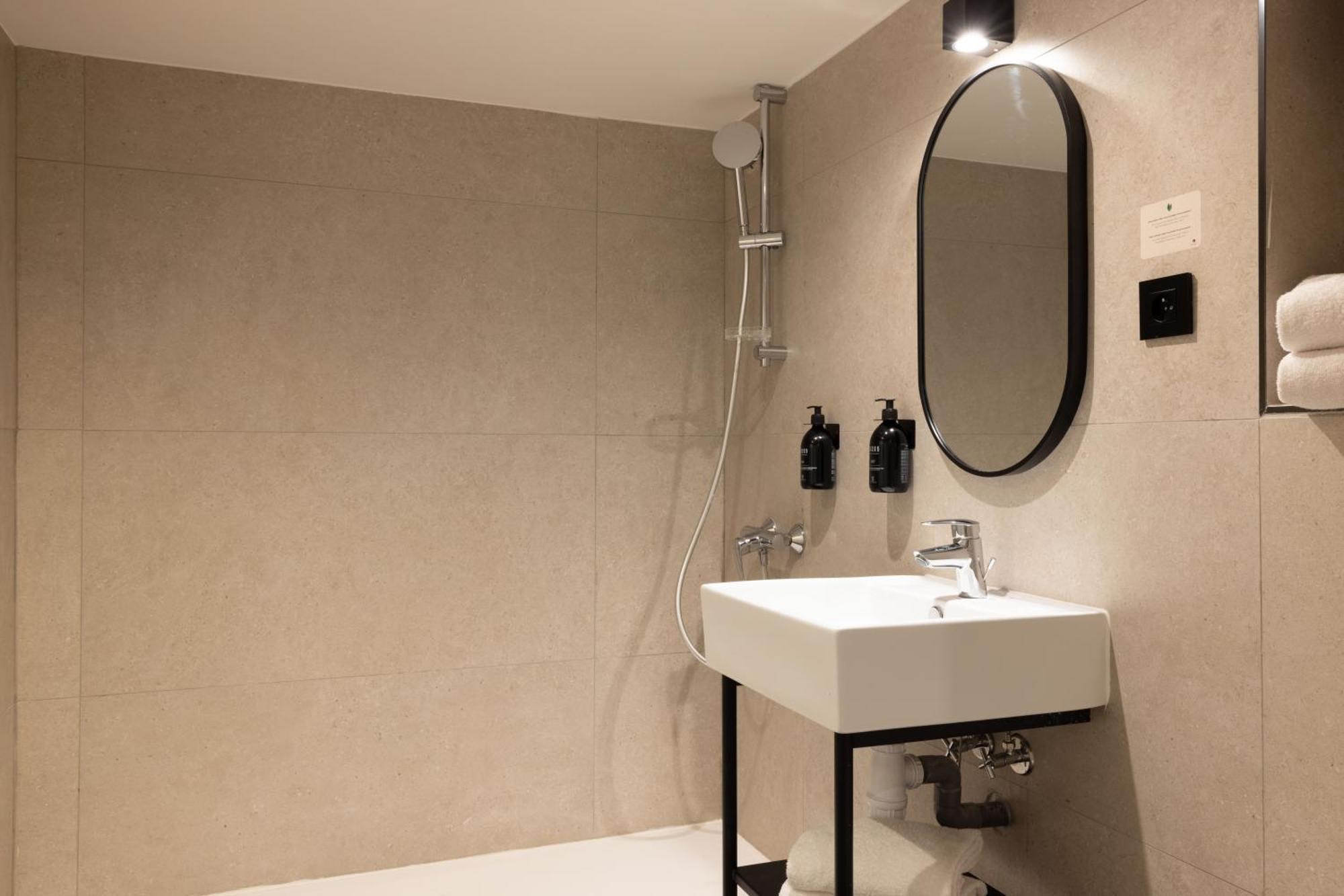 Korner Montmartre Otel Paris Dış mekan fotoğraf