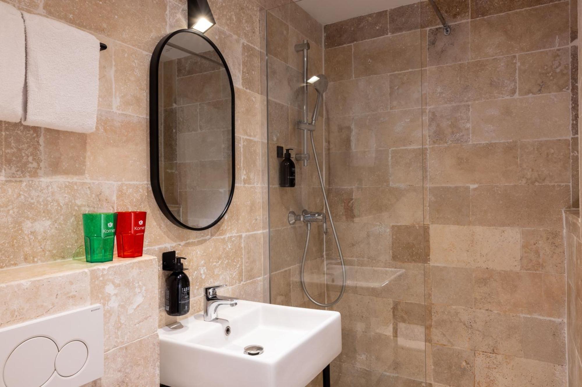 Korner Montmartre Otel Paris Dış mekan fotoğraf